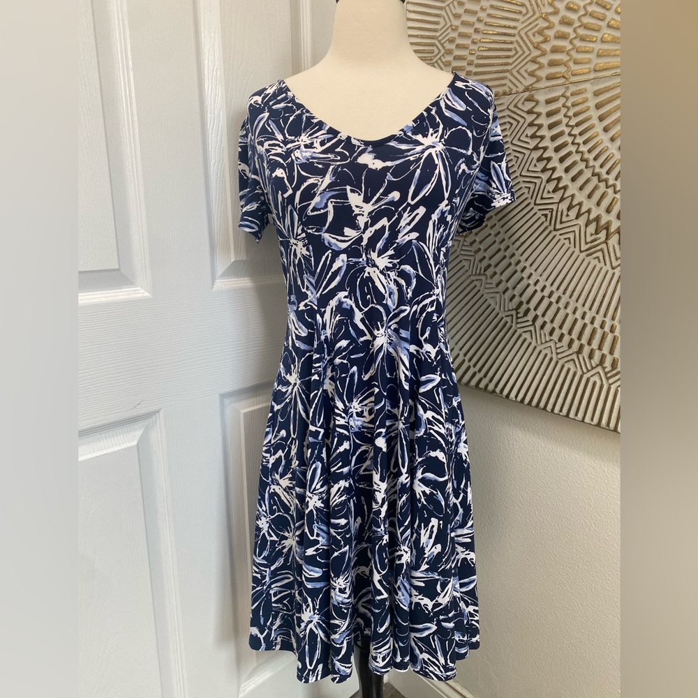 Mia + Tess Dress, Size Medium